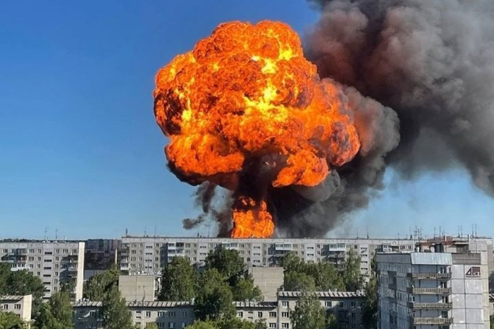 Взрыв газа на АЗС в Новосибирске