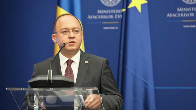 Глава МИД Румынии просит Украину признать "отсутствие молдавского языка"