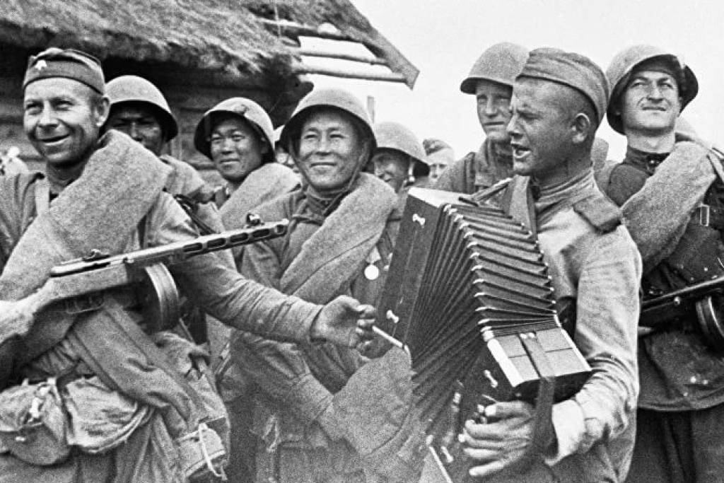 «Поведение русских разительно отличалось от поведения поляков и союзников» - из воспоминаний немецких офицеров
