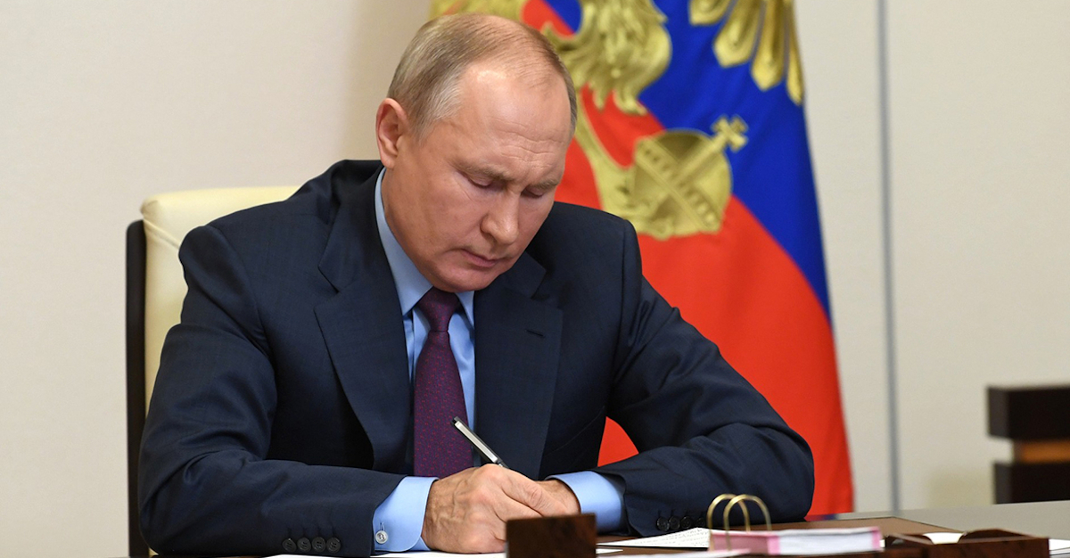 Путин подписал смертный приговор доллару США. И он уже вступил в действие.